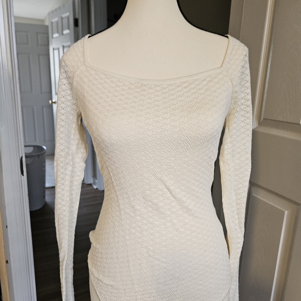 Abercrombie & Fitch Ivory Textured Long Sleeve Bodysuit